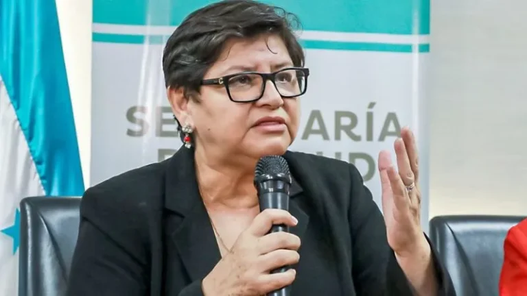 Gobierno de Honduras promete pagar salarios atrasados a médicos por contrato 5 carla Paredes 1