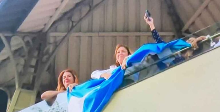 Ana Hall y Cossette Lopez