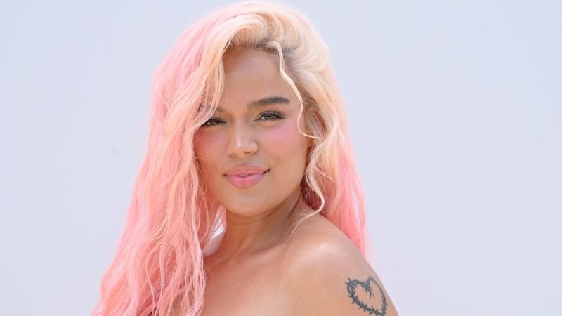 Consejo de Estado pone en la mira a Karol G, J Balvin y otros por canción que sexualiza a menores 1 cnne 1468203 karol g