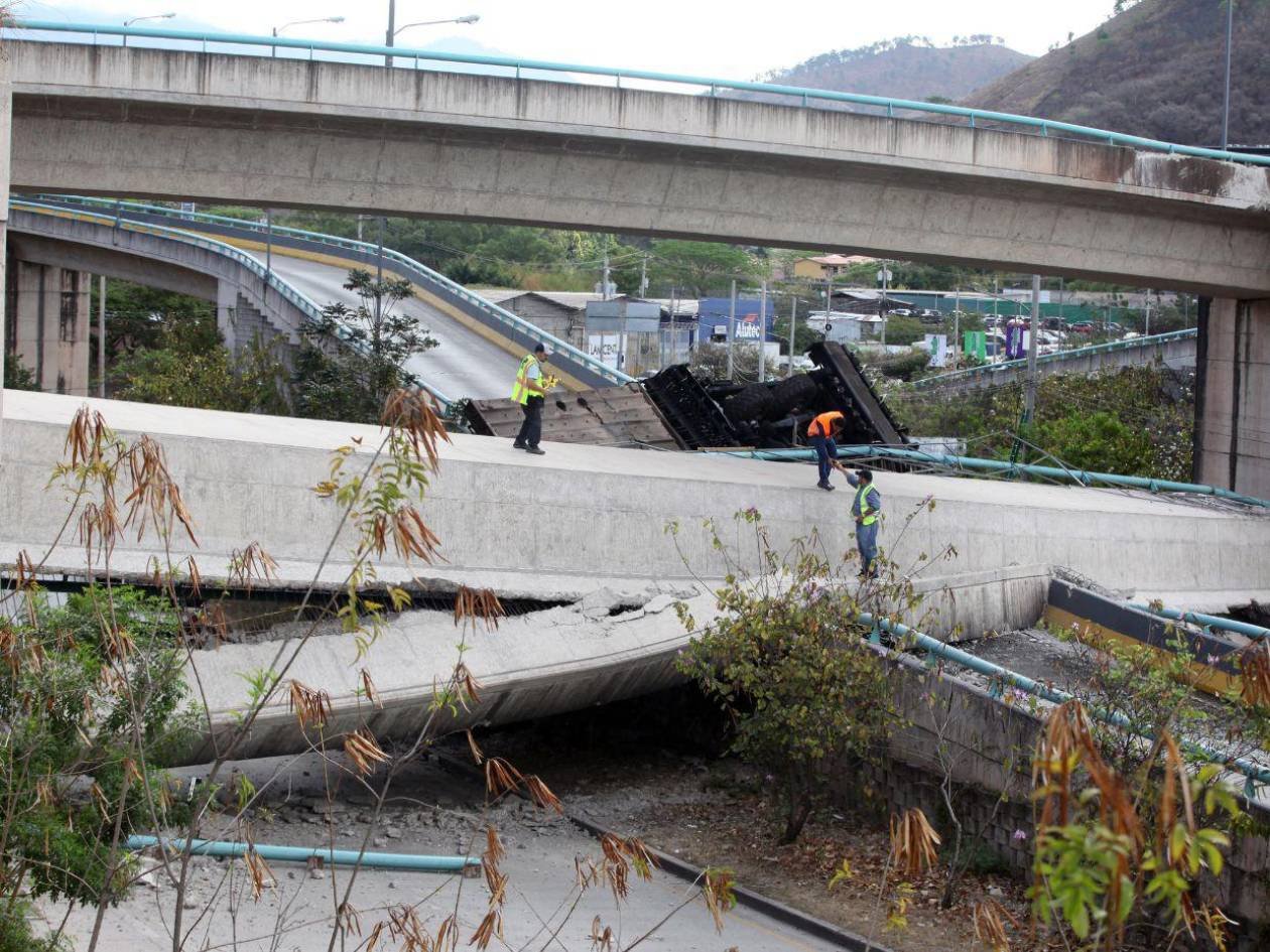 Colapso del puente Juan Manuel Gálvez: aclaraciones del alcalde Jorge Aldana 1 colapso puente juan manuel galvez 10393431 20250405171815