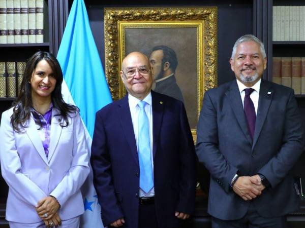 Honduras designa a Roberto Martínez Castañeda como nuevo embajador en Rusia 1 embajador honduras rusia 10389864 20250405094252