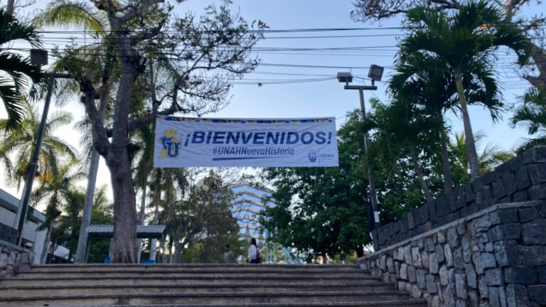 UNAH inicia segundo periodo académico 2025 con más de 70 mil estudiantes y nuevas oportunidades educativas 1 497770497 1125554006269254 8785544362140952129 n