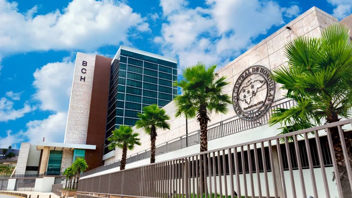 Producción nacional crece 4.3 % en marzo, según el Banco Central de Honduras 1 Banco Central Honduras sede bch copia