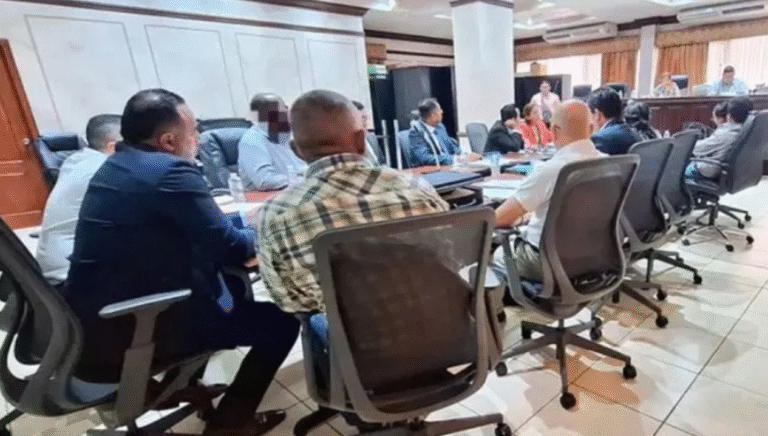 Imputados por millonario fraude en la red sanitaria seguirán proceso en libertad 21 Captura de pantalla 20