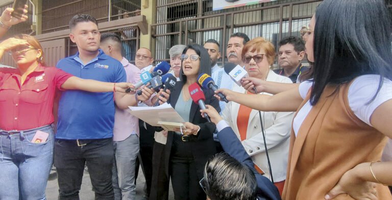 Partidos emergentes rechazan adelanto en fecha de inscripción para elecciones de 2025 21 PARTIDO EMERGENTES