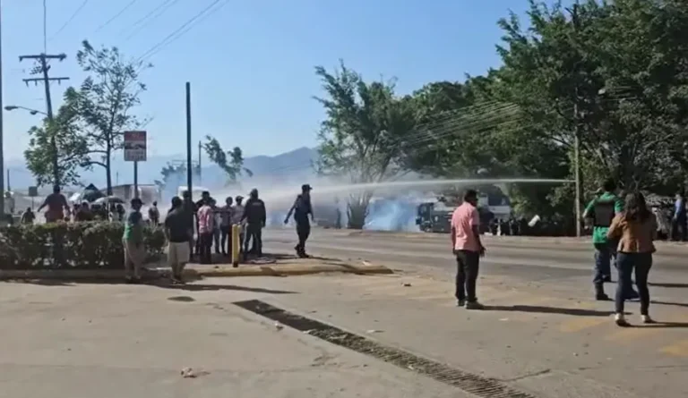 Desalojo violento en Choloma: Protestantes exigen pagos a Koriun Inversiones 1 desalojos Koriun Choloma.jpg