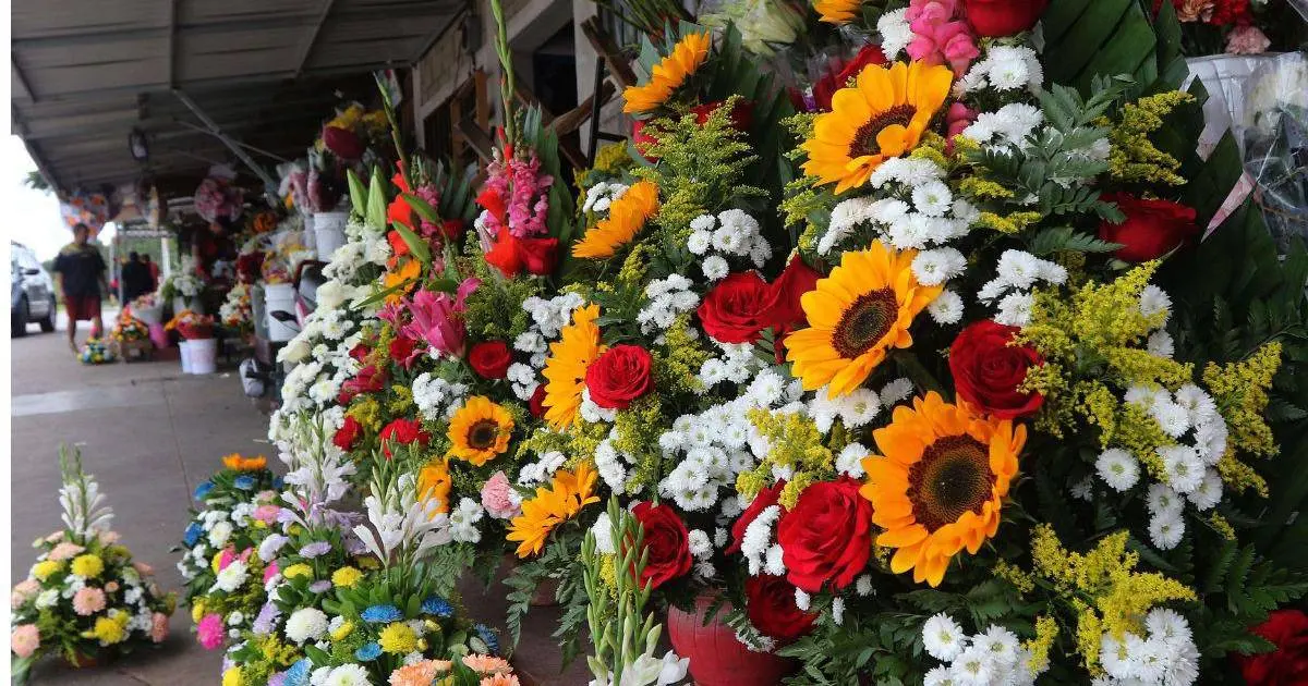 El Día de la Madre dispara la demanda de flores en Honduras: Floristerías trabajan sin descanso 1 floristeria.jpg