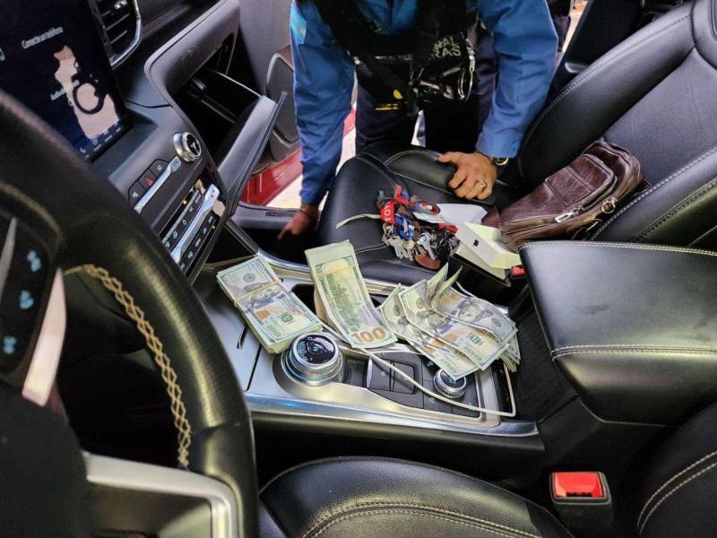 Encuentran $50,000 ocultos en vehículo del gerente de Koriun Inversiones 1 gerente de koriun ivan velasquez in 10741008 20250512211819
