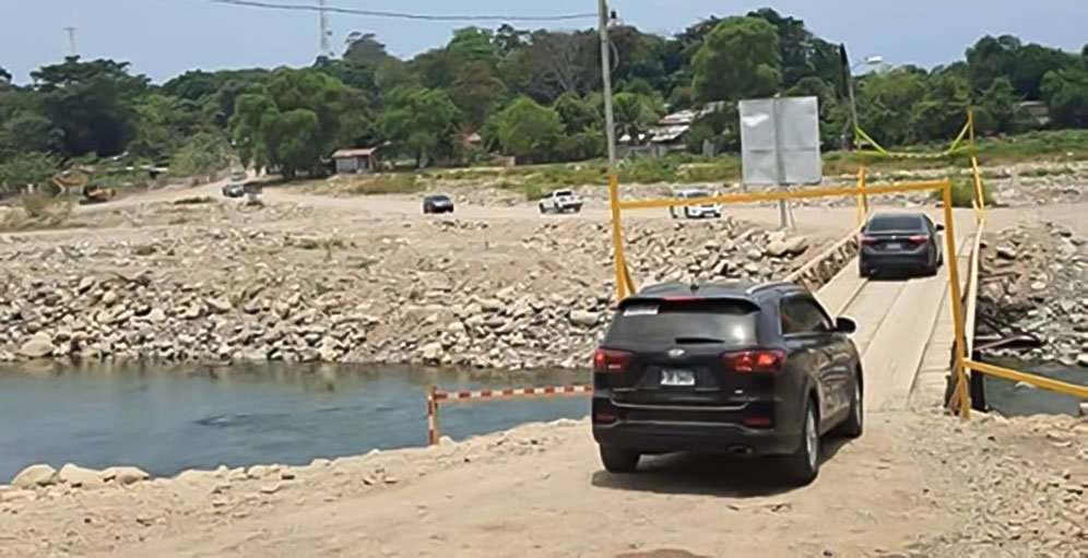 Paso provisional sobre el río Cangrejal habilitado nuevamente tras trabajos de reparación 1 habilitado nuevamente el paso provisional sobre el rio cangrejal 4
