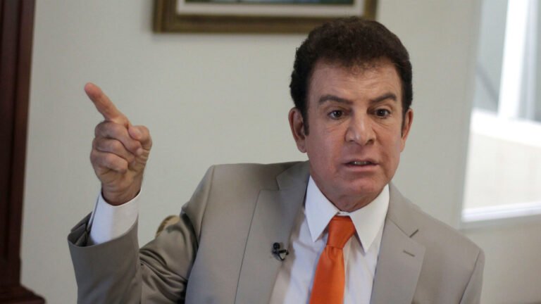 Salvador Nasralla oficializa su Comisión Nacional de Campaña con figuras clave del Partido Liberal 1 salvador nasralla elecciones en honduras reuters 1