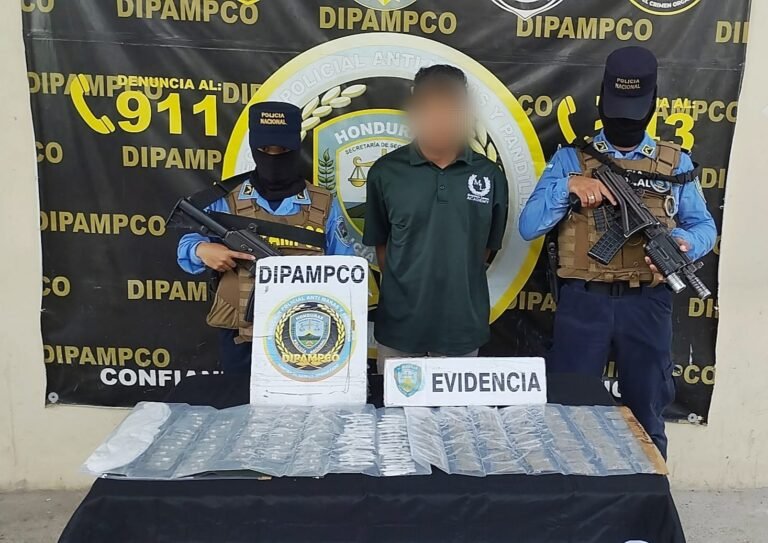 DIPAMPCO captura a “Pelo de Llama”, presunto narcomenudista y extorsionador en aldea Mateo 5 067f0d9d a931 4894 b540 04b3288f8ee1