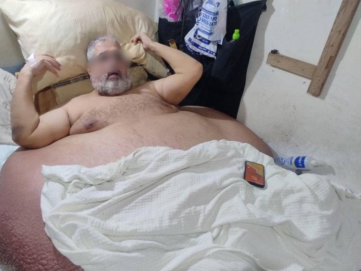 Bomberos recurren a grúa para bajar a Nasser, hombre de 630 libras, desde tercer piso en La Ceiba 1 5 11150023 20250623065349
