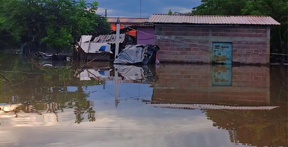 Inundaciones y fallas en obras públicas dejan más de 4 mil afectados en Alianza, Valle 1 ALIANZA Valle 3