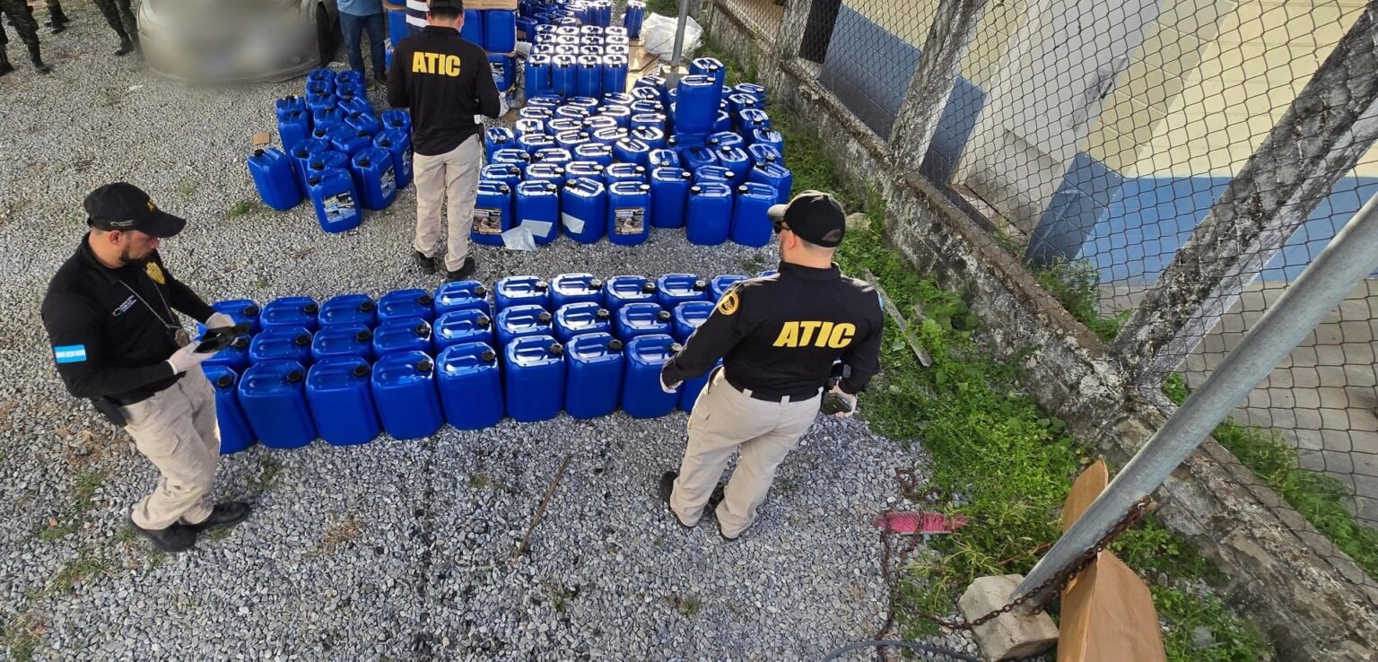 Interceptan en Omoa camión con 230 kilos de presunta cocaína ocultos en productos de limpieza 1 DROGA ATIC 1 1536x738 1