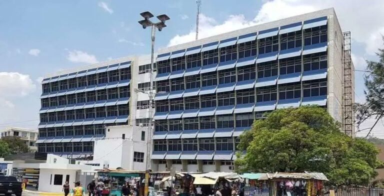 Hospital Escuela LaTribuna