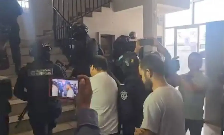 Detención judicial para gerente y empleado de Koriun Inversiones por asociación para delinquir 1 Ivan Velasquez Marcos Abel Villeda.jpg