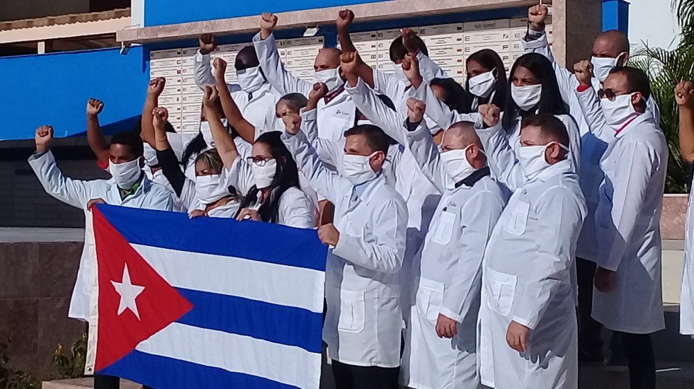 Gobierno guarda silencio sobre médicos cubanos; Colegio Médico no encuentra rastro 1 Medicos cubanos