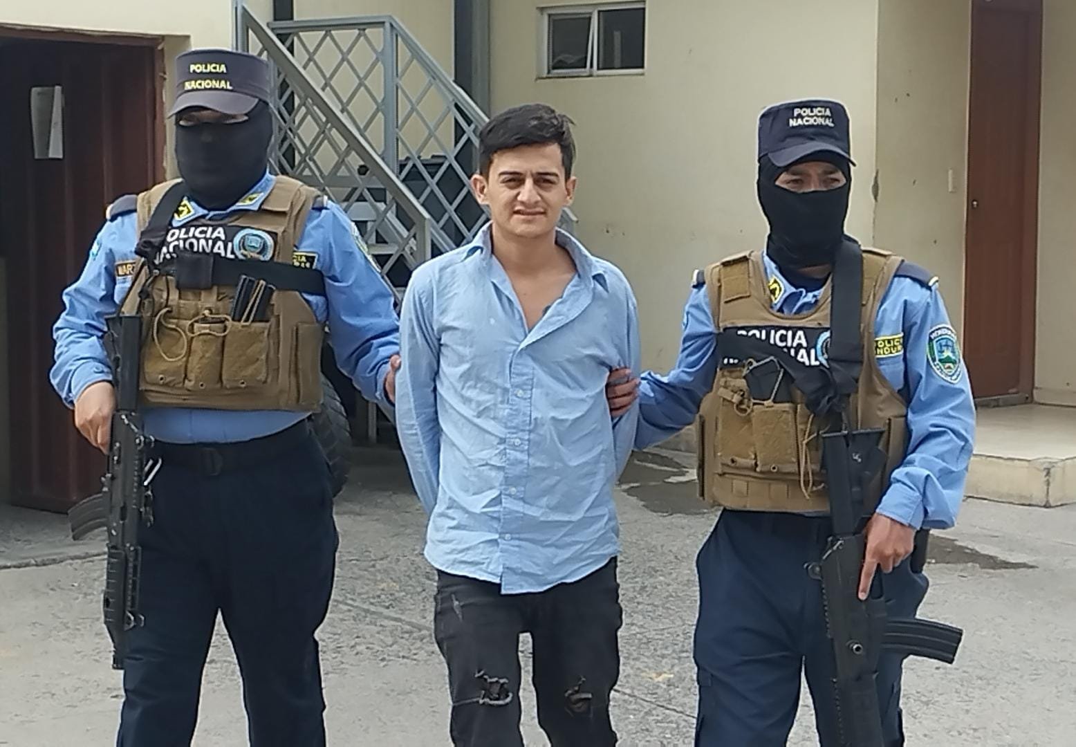 Capturan a “El Ney”, presunto distribuidor de drogas en Tegucigalpa vinculado a red criminal 1 WhatsApp Image 2025 06 11 at 14.44.46 1