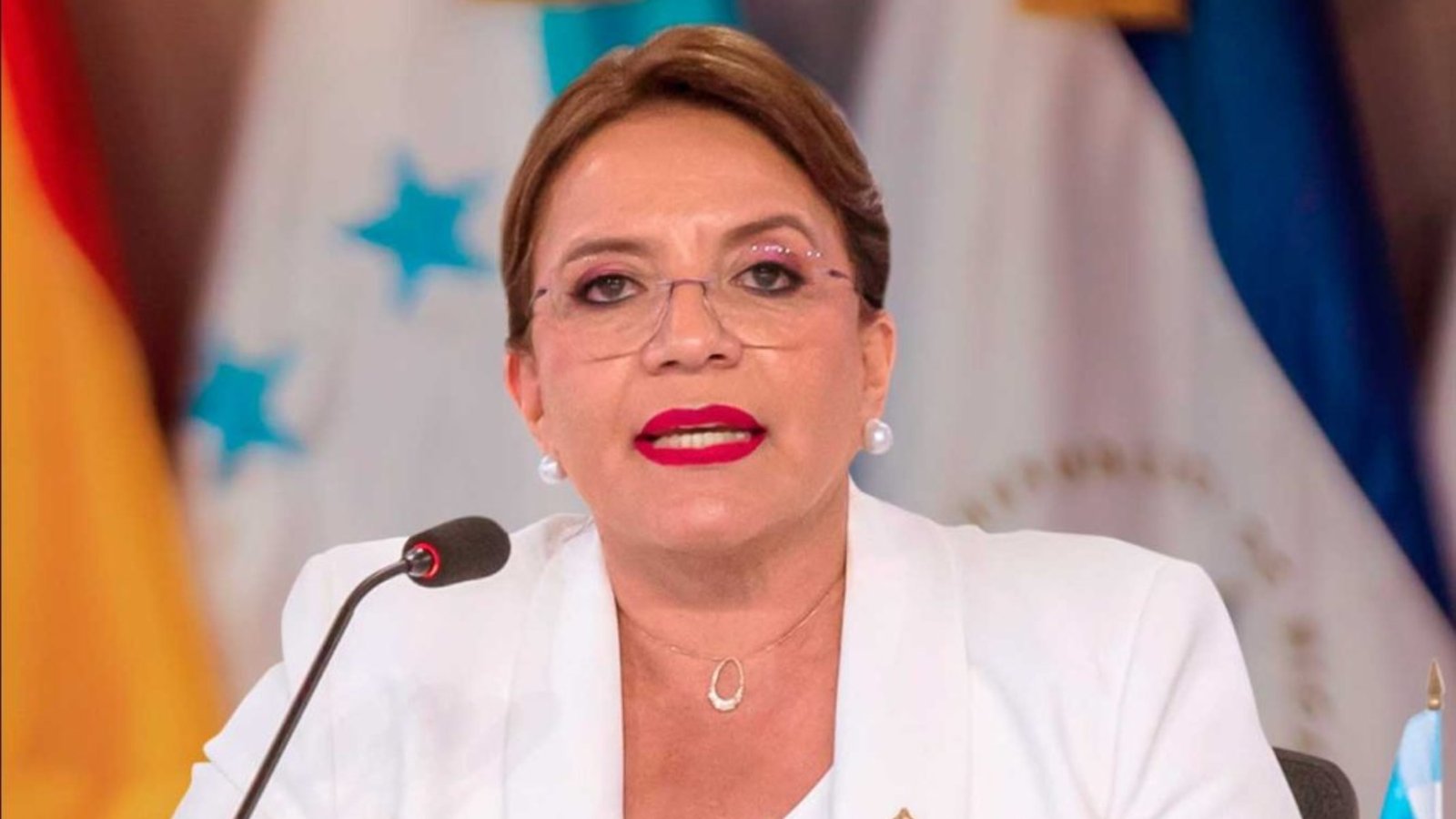 Presidenta Castro ordena investigación urgente sobre manejo de fondos en SEDESOL 1 Xiomara Castro 2