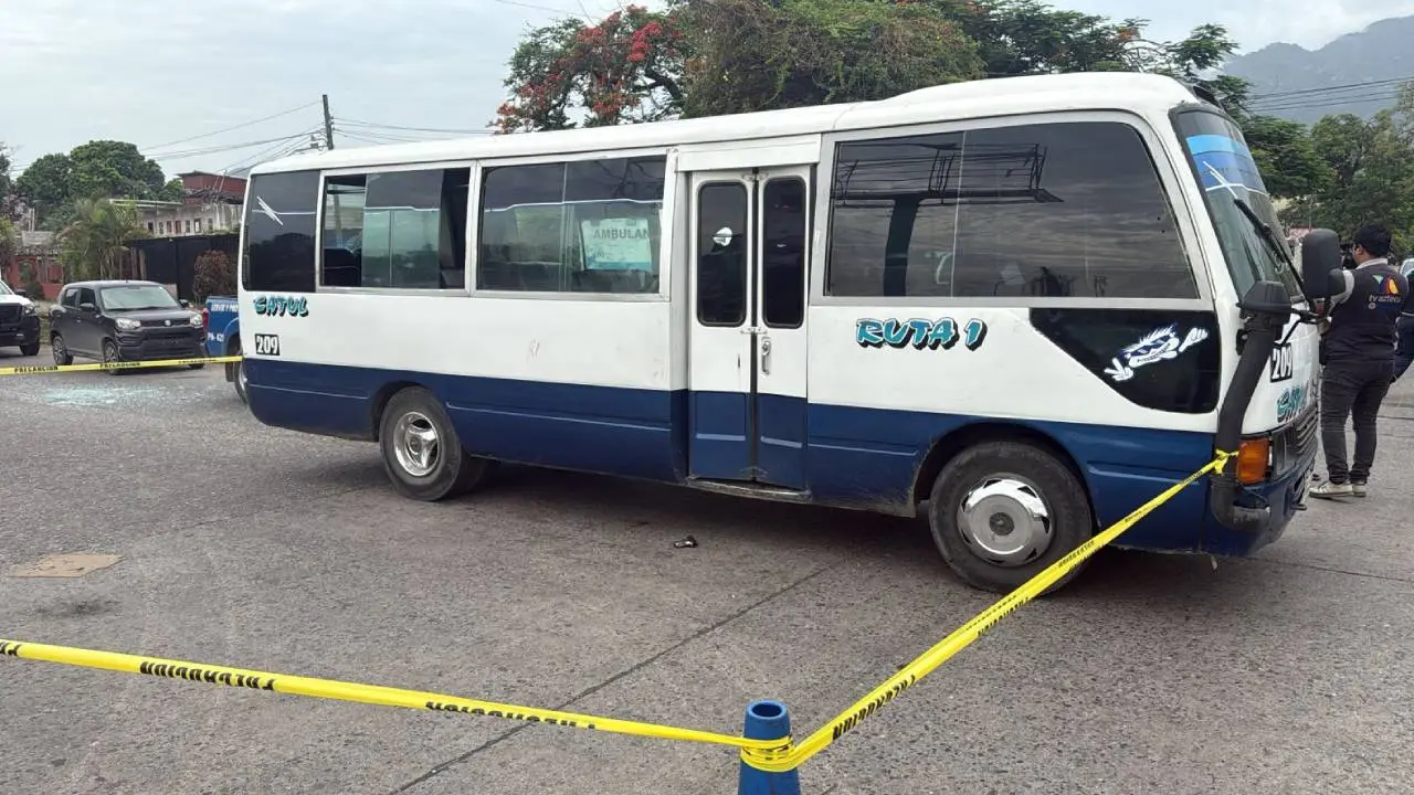Pasajero muere durante asalto armado a rapidito en San Pedro Sula 1 bus rapidito SPS.jpg