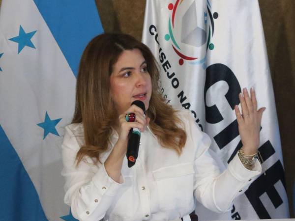 Cossette López niega intento de convertir el CNE en “oficina de partido” 1 el heraldo 2025 06 20t111650 807 11127697 20250620111729