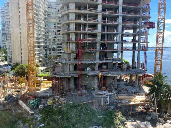 Redadas migratorias amenazan la industria de la construcción en EE. UU. 1 industria de la construccion migrant 10934753 20250602111841
