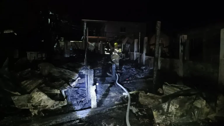 Incendio devasta el mercado de Lepaterique y deja a decenas de familias sin sustento 3 mercado Lepaterique 1536x864.jpg