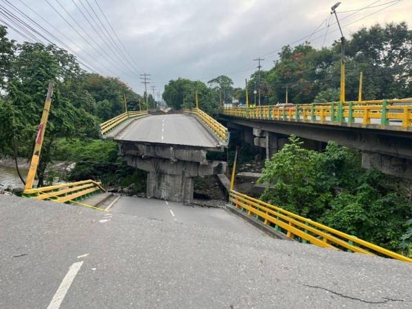 Colapsa puente entre Las Brisas y Guadalupe por intensas lluvias en San Pedro Sula 1 puente las brisas sps 11199970 20250627070923