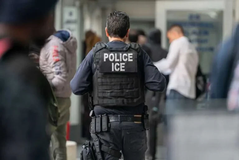 Detenciones por ICE alcanzan récord, pero mayoría de inmigrantes no tiene antecedentes penales 1 redadas hoteles.jpg
