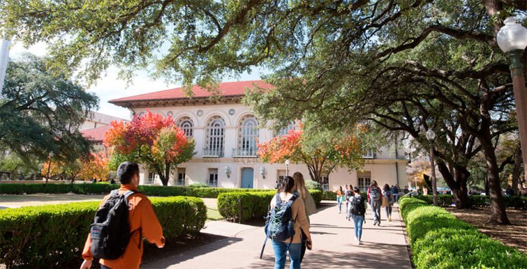 texas revoca una ley que permitia a alumnos indocumentados matricularse como residentes