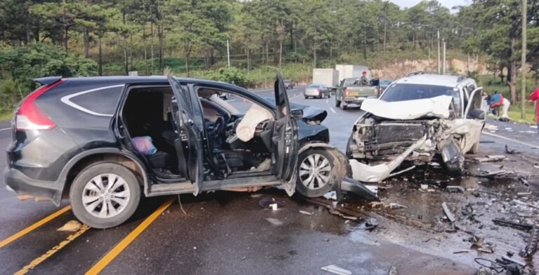 Brutal accidente en Zambrano deja varios heridos y cuantiosas perdidas materiales