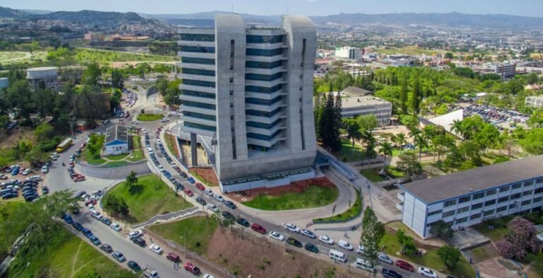 Capturan a cuatro asaltantes que operaban cerca de la UNAH y en unidades de transporte