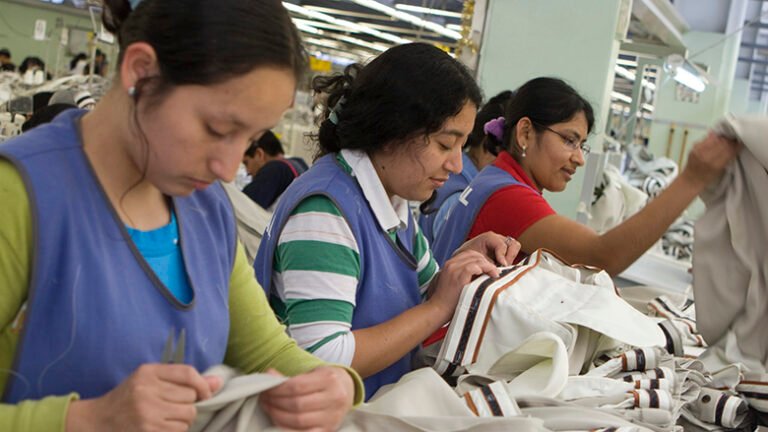 FAO: Erradicar el desempleo juvenil podría elevar el PIB mundial en un 1,4 % 10 Desigual1