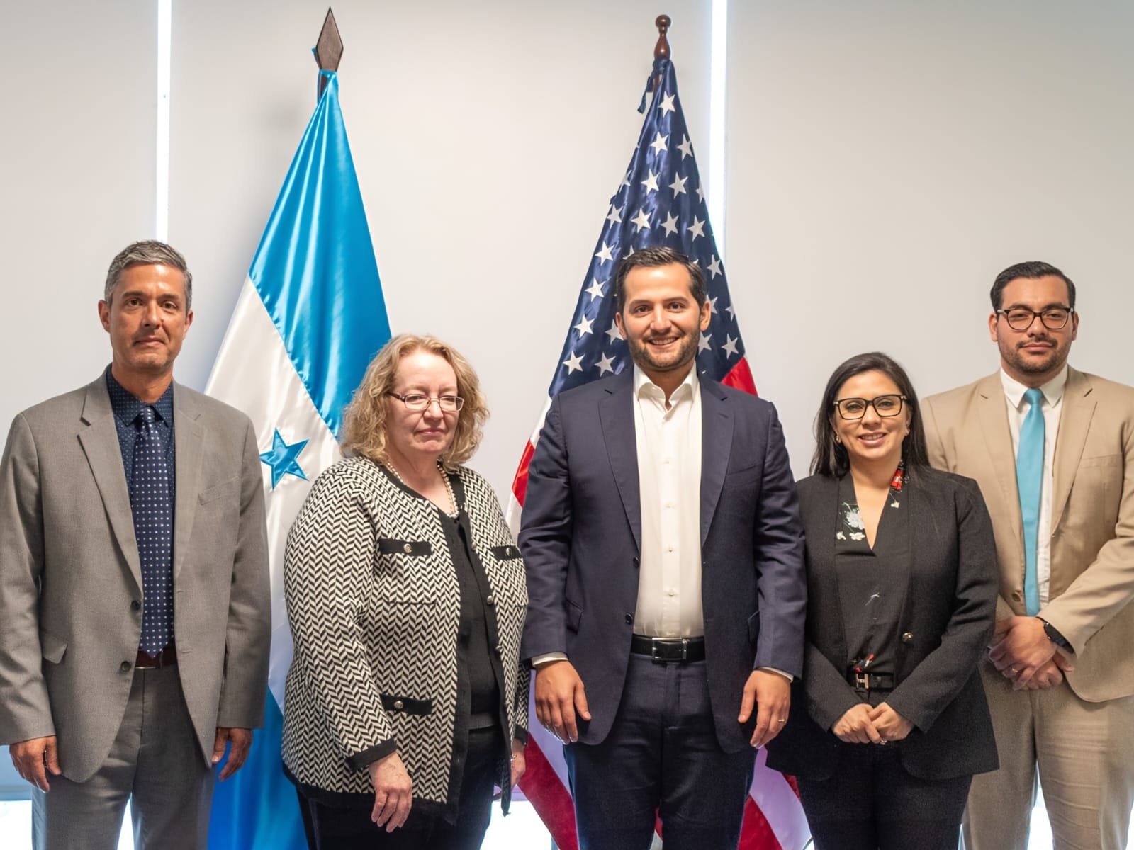 Honduras fortalece relaciones estratégicas con EAU y EE. UU. para ampliar cooperación 1 Honduras refuerza relaciones estrategicas con EAU y EE. UU. para ampliar cooperacion 2