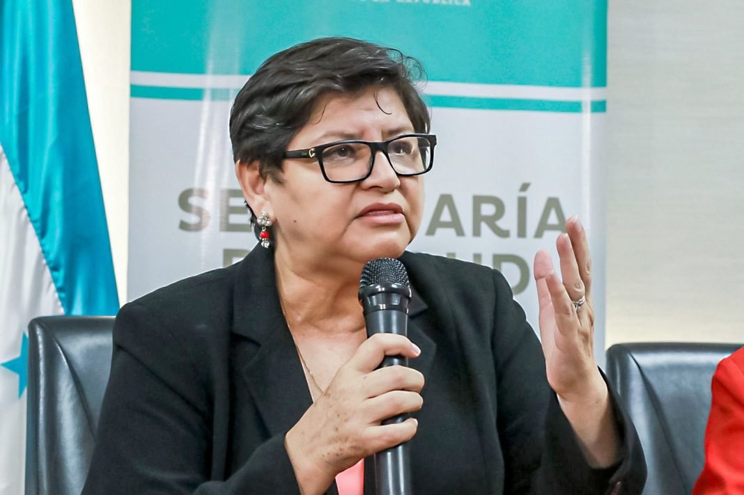 “Ignorantes” e “imbéciles” La ministra de Salud estalla contra médicos que cuestionan medidas del gobierno 1 IMG 9010 1068x711 1