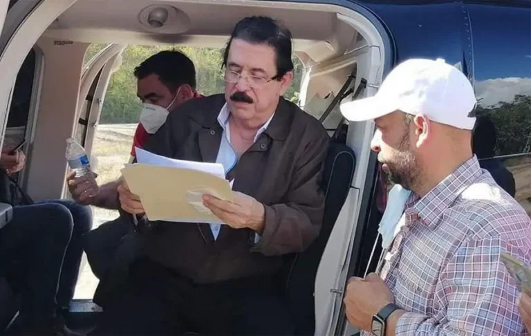 Mel Zelaya Miguel Navarro.jpg