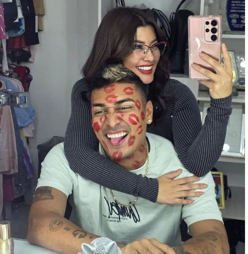 Milagro Flores y Supremo desatan rumores con romántico mensaje en redes 1 Milagro Flores y Supremo comparten momento romantico 1