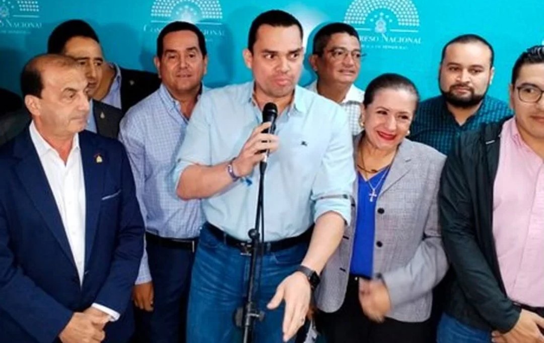 Bancada nacionalista no aceptará renuncia de Ana Paola Hall, advierte Tomás Zambrano 1 Screenshot 20230704 183419