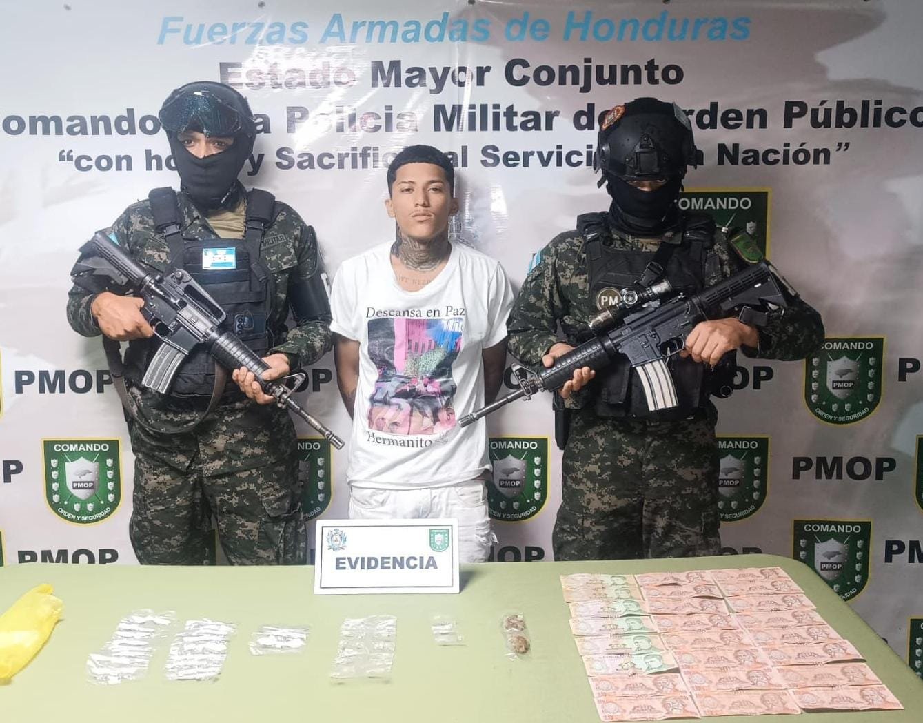 Capturan a “Calaca”, presunto miembro de la MS-13 con droga en Tegucigalpa 1 WhatsApp Image 2025 07 30 at 5.26.00 AM 1