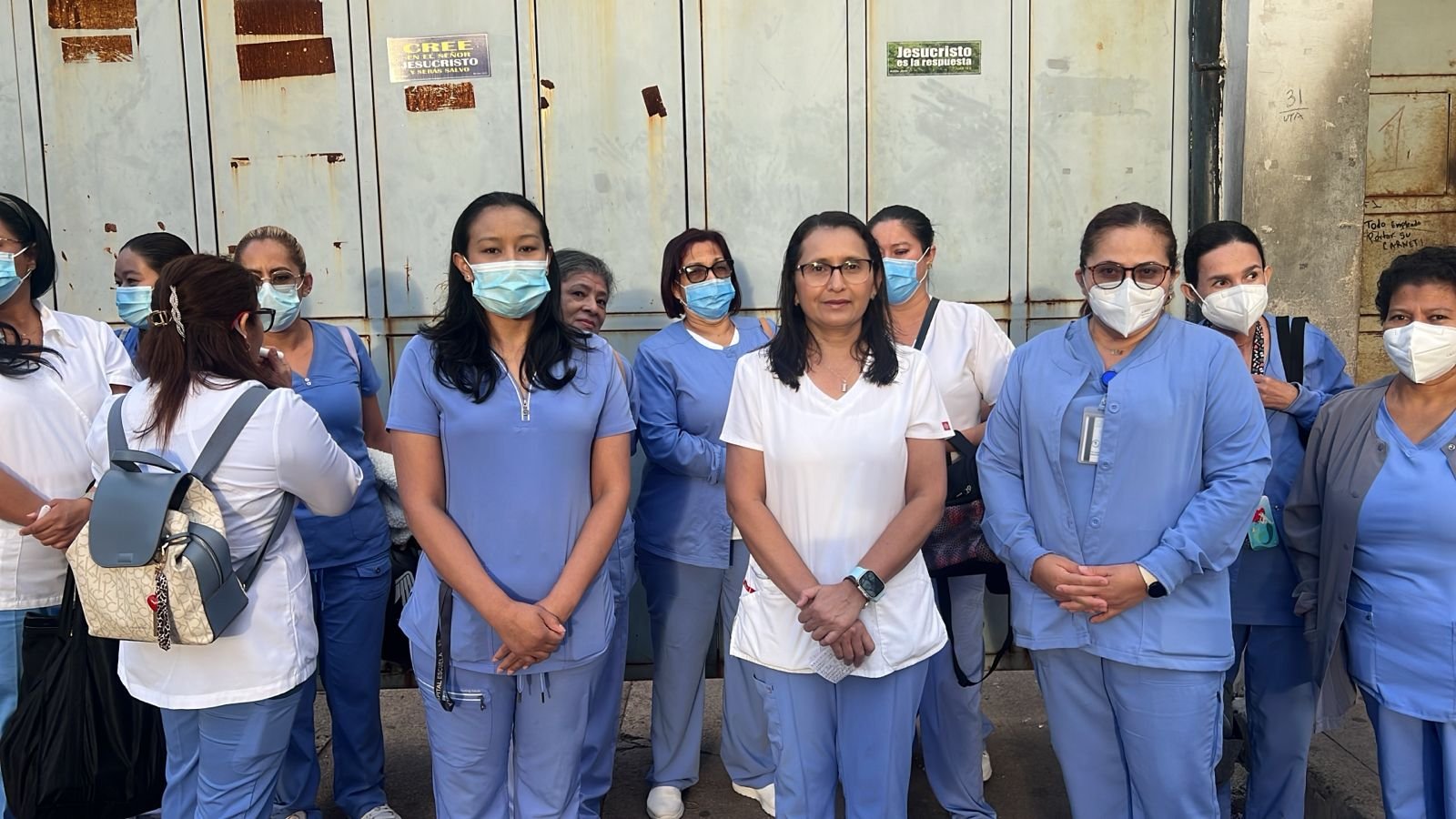 Enfermeras del Hospital Escuela exigen a Salud cumplir sentencia laboral tras 12 años de espera 1 WhatsApp Image 2025 07 30 at 6.07.49 AM