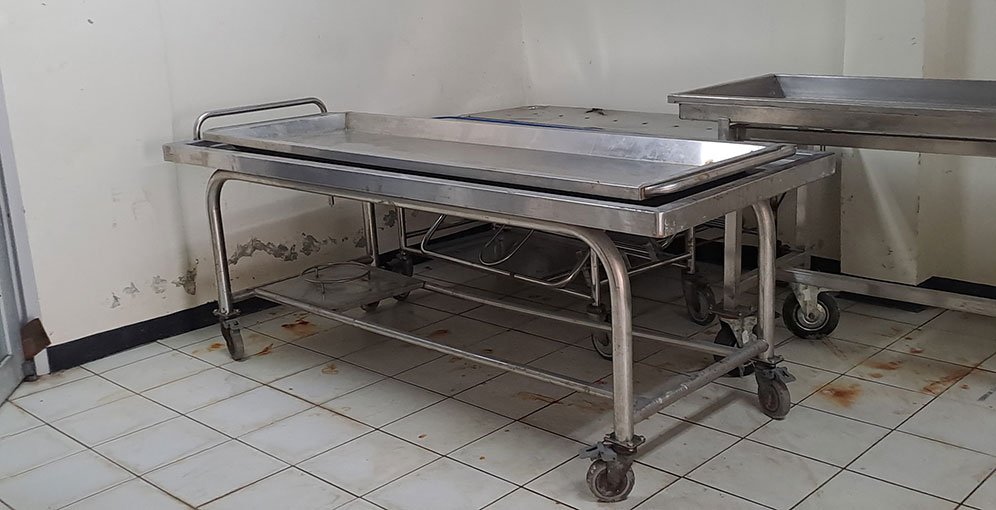 Morgue del Hospital Atlántida colapsa y se convierte en foco de contaminación 2 colapsada la morgue del hospital atlantida 3