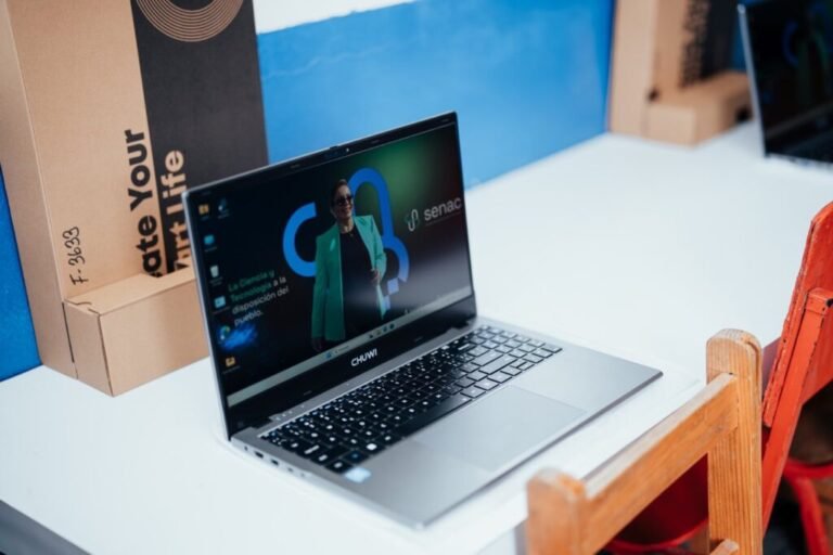 computadoras senacit 1 1024x682 1
