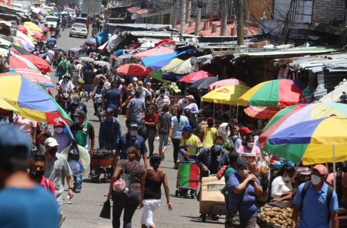 Honduras es el segundo país con más empleo informal en Centroamérica 1 covid mercados pd 1 696x459 1
