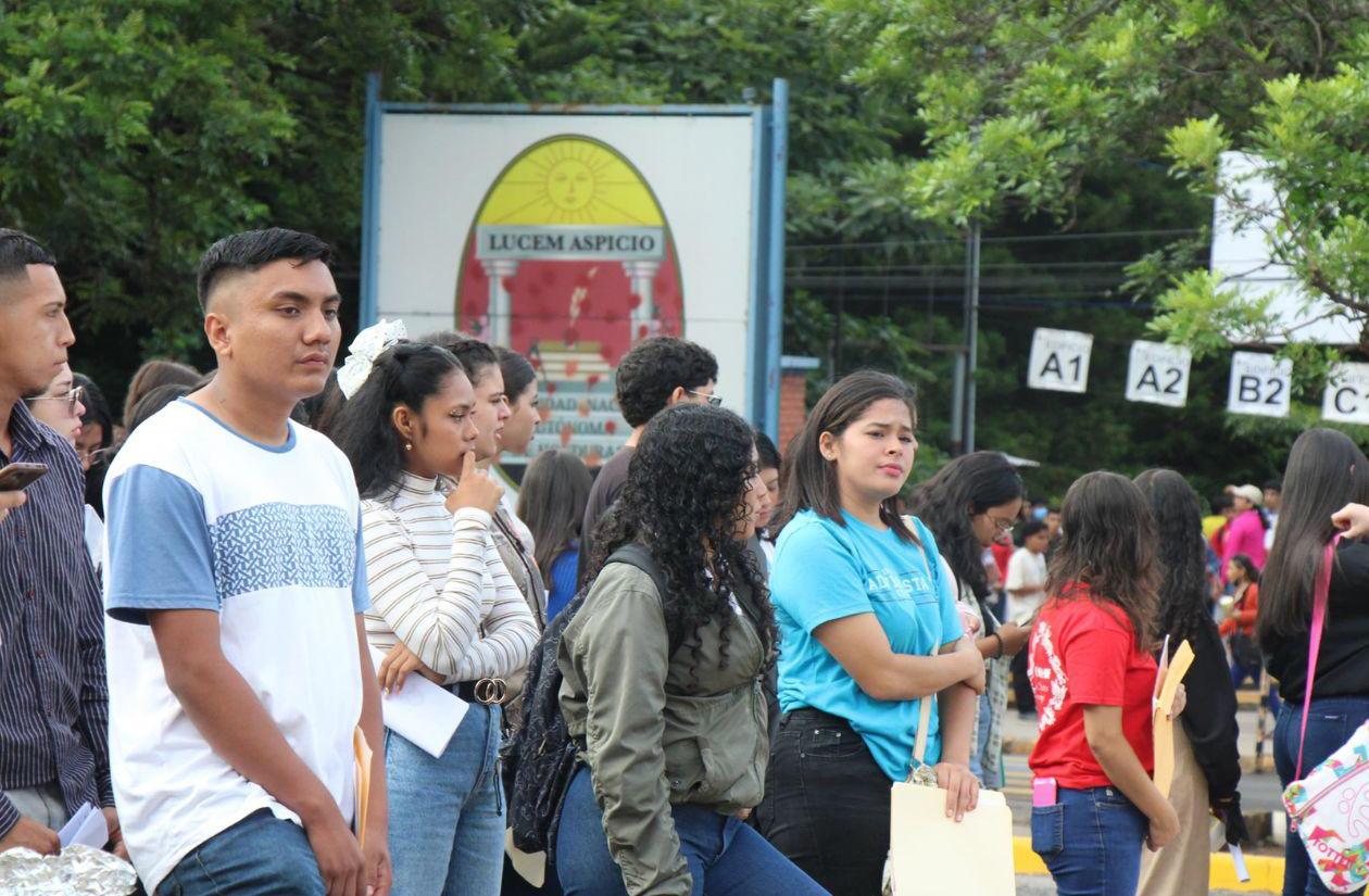 UNAH aplicará prueba PHUMA a más de 12,900 aspirantes este domingo 3 de agosto 1 image 43 e1744039693751