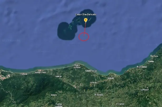 Dos personas mueren tras naufragio en aguas de Cayos Cochinos 1 naufragio Cayos Cochinos.jpg