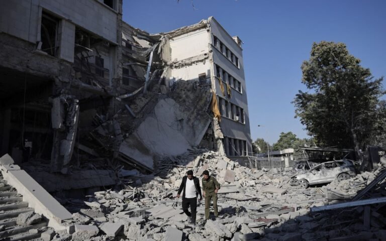 EE.UU. “muy preocupado” por bombardeo de Israel en Siria y exige cese de combates 21 siria israel bombardeo 16072025