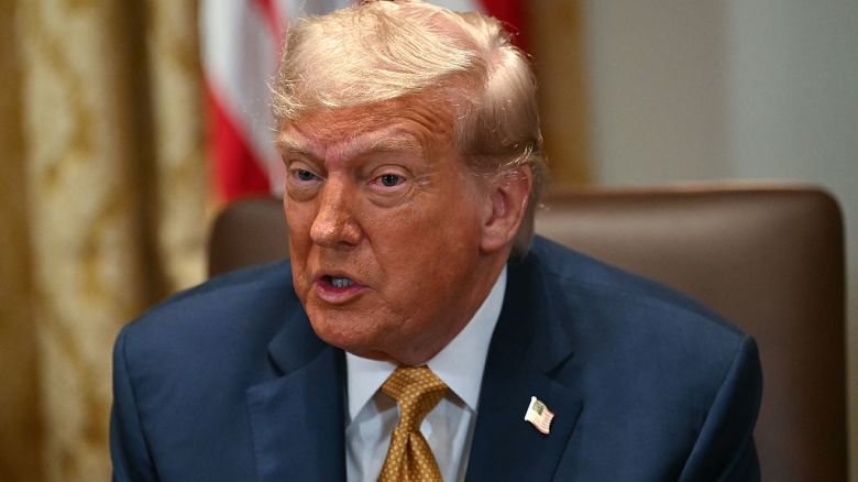 Trump impone aranceles drásticos al cobre y contempla un gravamen del 200 % a las farmacéuticas 1 trump critica a putin