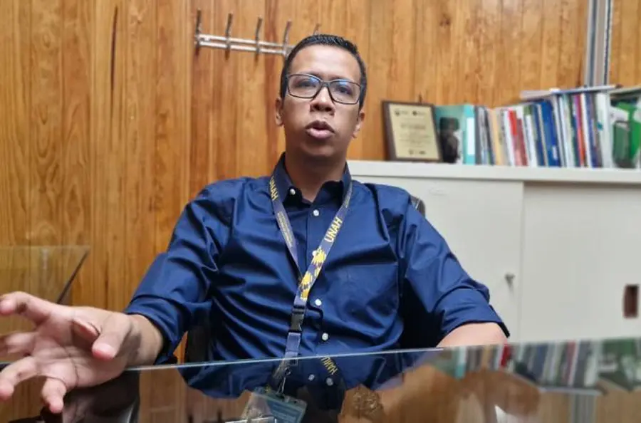 Economista alerta sobre el riesgo de un endeudamiento insostenible en Honduras 1 Sergio Zepeda economista.jpg