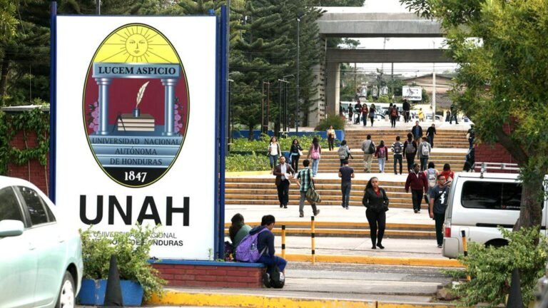 UNAH advierte que título universitario ya no garantiza empleo en Honduras 1 UNAH 1 1