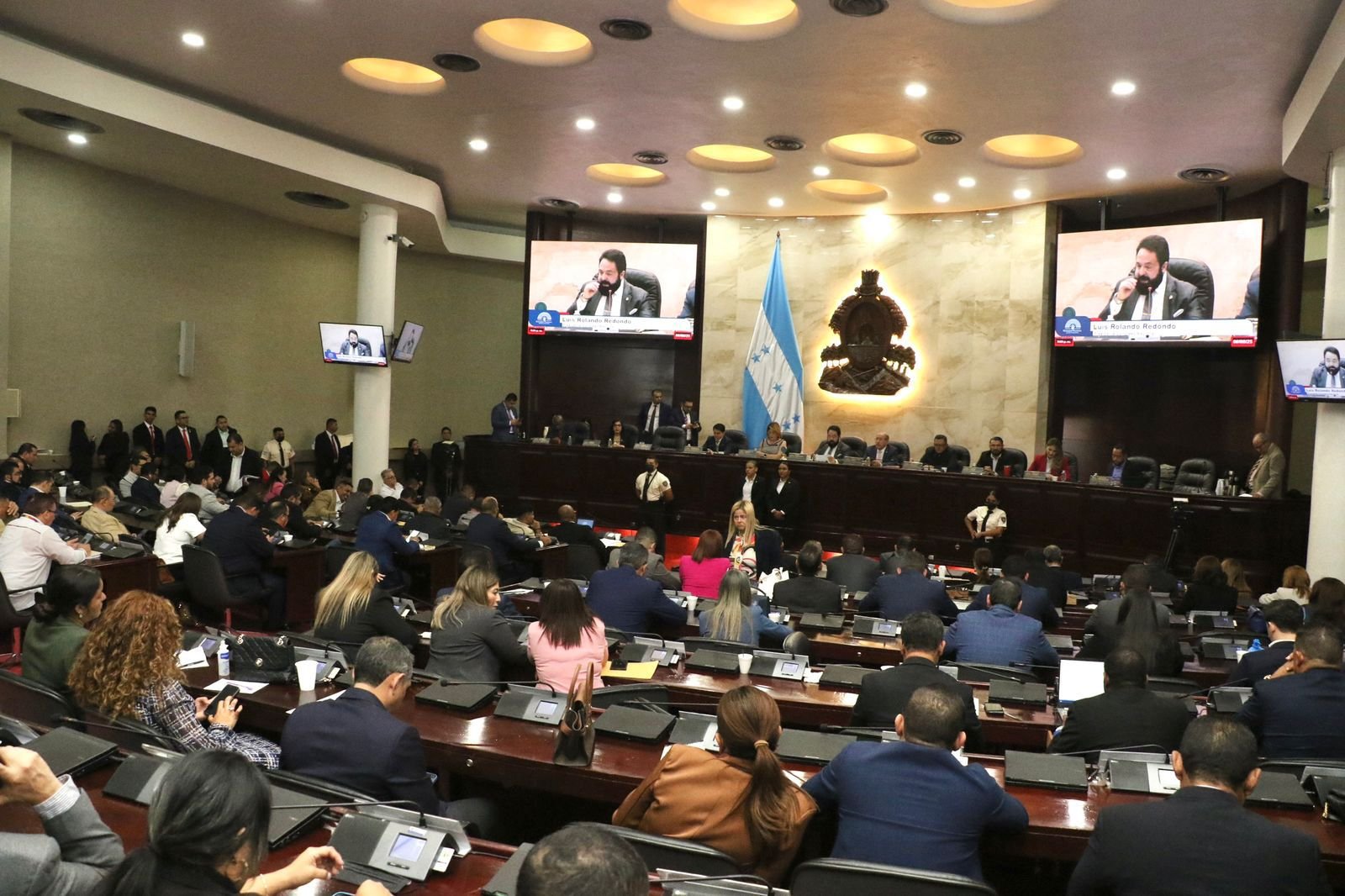 Congreso amplía plazo para adjudicar sistema TREP rumbo a elecciones generales 1 WhatsApp Image 2025 08 07 at 9.32.31 AM